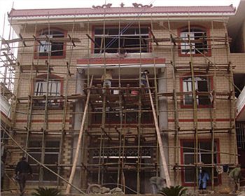 四川旧房改造员工施工展示